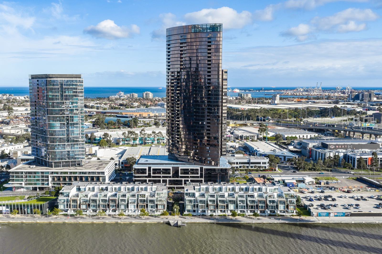 103 South Wharf Drive, the Voyager tower at Yarras Edge, Docklands, seen from the air